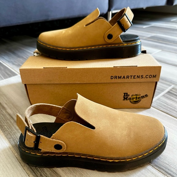 Women's Dr. Martens Carlson Suede Slingback Mule Sandals -Savannah Tan Suede - Picture 1 of 7